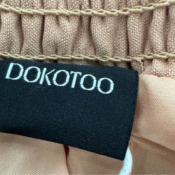 Elegant Tan Women's Dress - Picture 11 of 13